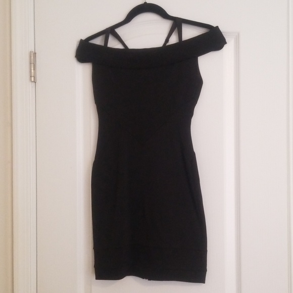 Dress - Picture 1 of 4